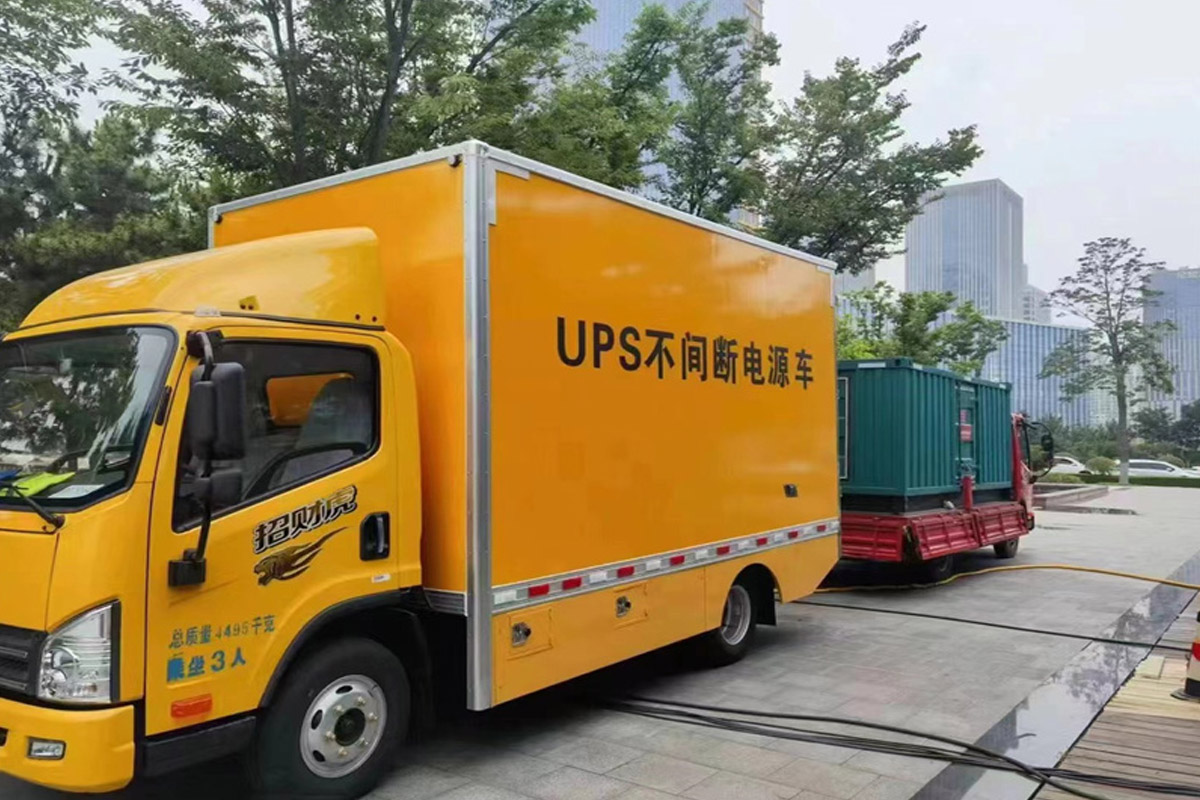 平江发电机租赁施工现场